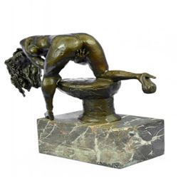Nude Girl on Toilette Bronze Sculpture on Marble Base Statue