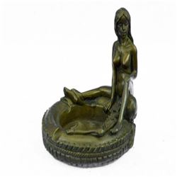 Skull Ashtray Skeleton in Love Bronze Sculpture