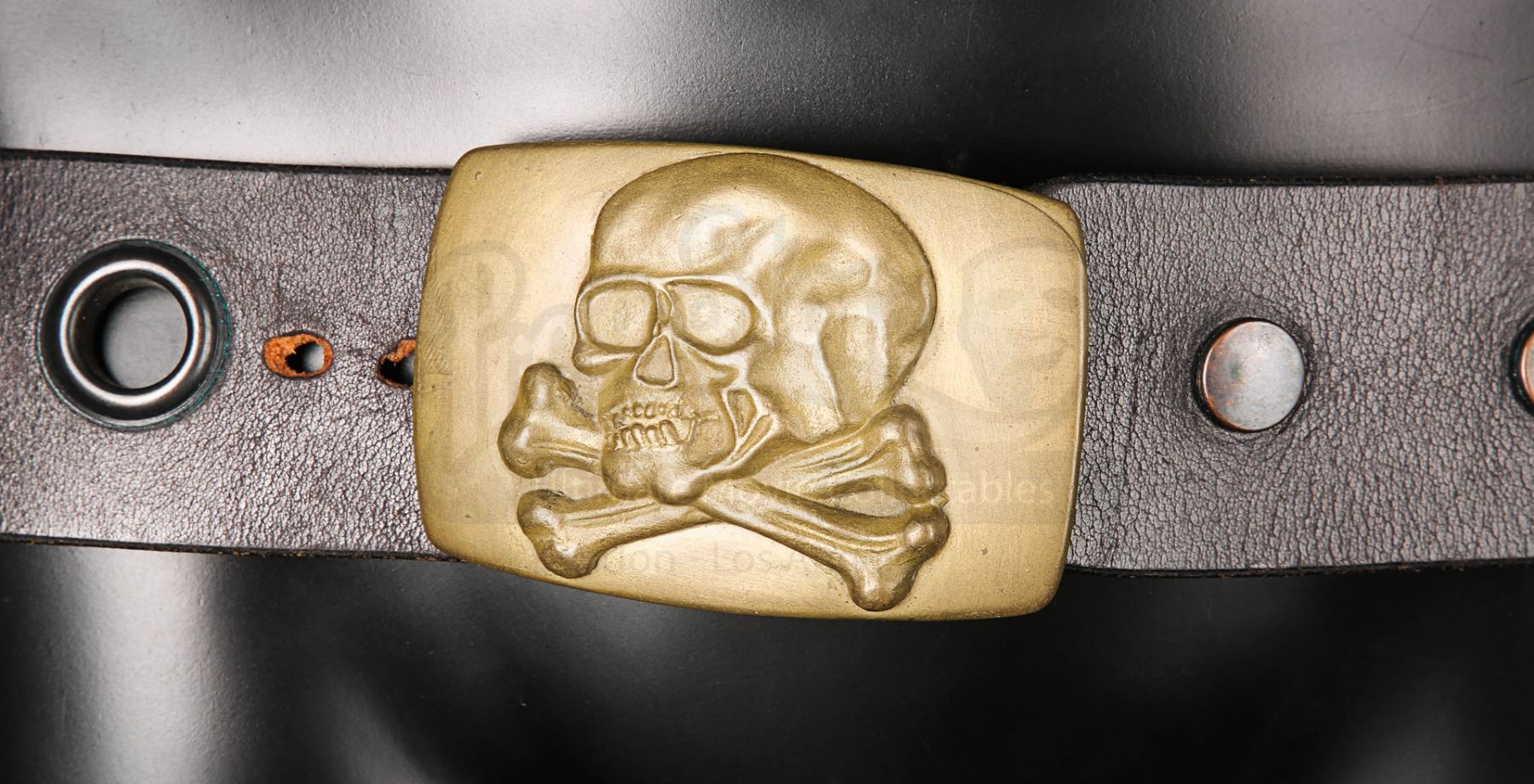 LARA CROFT TOMB RAIDER (2001) Lara Croft's (Angelina Jolie) Belt and