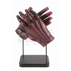 STAR WARS: THE PHANTOM MENACE (1999)  - TC Series Protocol Droid Hands
