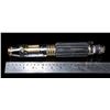 Image 7 : STAR WARS: REVENGE OF THE SITH (2005) - Mace Windu's (Samuel L. Jackson) Lightsaber