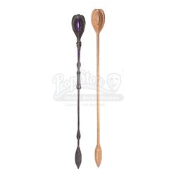 STARGATE SG-1 (TV SERIES 1997-2007) - Jaffa Staff Weapon and Bashaak