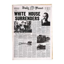 SUPERMAN II (1980) - Daily Planet "White House Surrenders" Newspaper