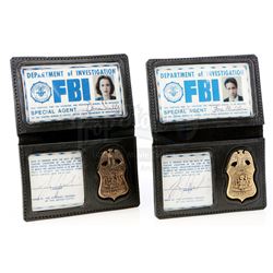 X-FILES, THE (TV SERIES, 1993 - 2002) - Fox Mulder's (David Duchovny) and Dana Scully's (Gillian And
