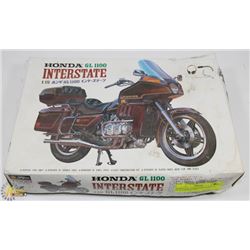 HONDA GL 1100 INTERSTATE 1:15 SCALE MODEL KIT.