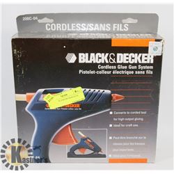 NEW BLACK AND DECKER GLUE GUN