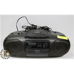 RADIO SHACK PORTABLE GHETTO BLASTER