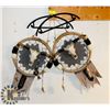 Image 1 : 2 INDIGENOUS DREAMCATCHERS.