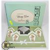 Image 1 : BRIDGE CLOTH TABLE CLOTH AND NAPKIN SET 12" X 12"