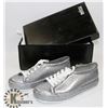 Image 1 : LADIES NEW SHOES MELISSA GLITTER SILVER