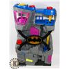 Image 1 : BATMAN'S BATCAVE WITH ACCESSORIES