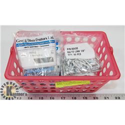BASKET OF 100 QUICK LINKS AND 150 SPLIT RINGS.