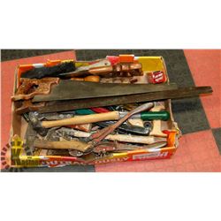 FLAT OF ASSORTED HAND TOOLS INCLUDING SAWS,