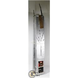 SET 0F 2 (3 TO A SET) OUTDOOR LED LAWN STAKES.