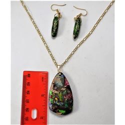 3)  GREEN & MULTI COLORED SEA SEDIMENT