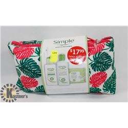 SIMPLE SENSITIVE SKIN EXPERTS GIFT SET