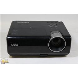 BENQ 2700 LUMENS DLP PROJECTOR/HDMI/NEW BULB