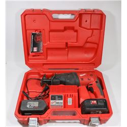 MILWAUKEE 18 VOLT SAWZALL KIT