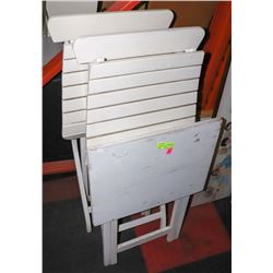 FOLDABLE WHITE PATIO TABLE WITH 2 CHAIRS.