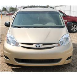 2008 TOYOTA SIENNA CE