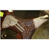 Image 2 : HAND CARVED EAGLE IN TRADITIONAL NATIVE STYLE,