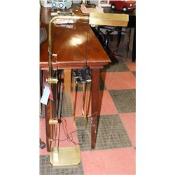 BOUTIQUE BRASS TONE LED READING LIGHT