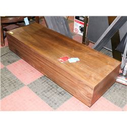 BOUTIQUE JAKOBE COFFEE TABLE, 58"X20"X14".