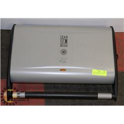 FAMILY SIZE GEORGE FOREMAN GRILLING MACHINE.