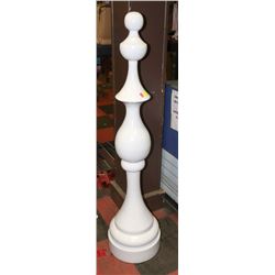 BOUTIQUE FLOOR STANDING ACCENT PIECE. FURNITURE