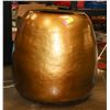 Image 1 : BOUTIQUE LARGE GOLD TONE PLANTER. FURNITURE