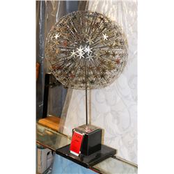 BOUTIQUE METAL SPHERE ACCENT PIECE