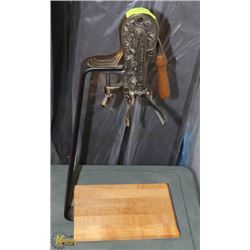 VINTAGE ESTATE ANTIQUE BRASS TABLE TOP WINE BOTTLE