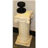 Image 1 : 2FT TALL PEDESTAL