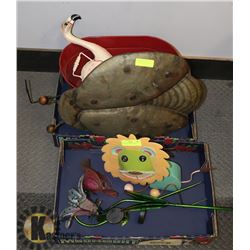 6 ASSORTED GARDEN ITEMS