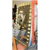 Image 1 : BOUTIQUE 6.5' DESIGNER MIRROR. FURNITURE