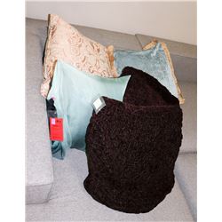BOUTIQUE LOT OF 5 ASSORTED DESIGNER PILLOWS