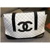 Image 1 : CHANEL REPLICA WHITE AND BLACK PURSE