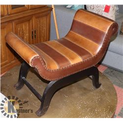 VTE LEATHER STUDDED BENCH.