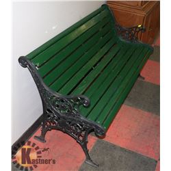 CAST IRON & WOOD GARDEN/PARK BENCH. OUTDOOR