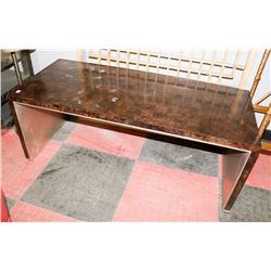 BOUTIQUE DESIGNER 2 TONE COFFEE TABLE.