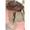 Image 1 : BOUTIQUE METAL AND STONE TOP END TABLE.