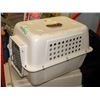Image 1 : PET CRATE 18"L X 21"W X 22"H