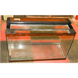 FISH TANK 29 1/2"L X 18 1/2"D X 18 1/2"H