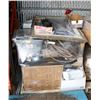 Image 1 : PALLET OF UNCLAIMED MERCHANDISE