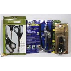 FLAT WITH CIRCUIT TESTER, SET OF SCISSORS, STEP