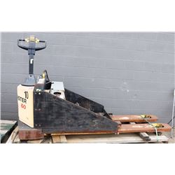 HYSTER ELECTRIC PALLET JACK FORKLIFT AS IS