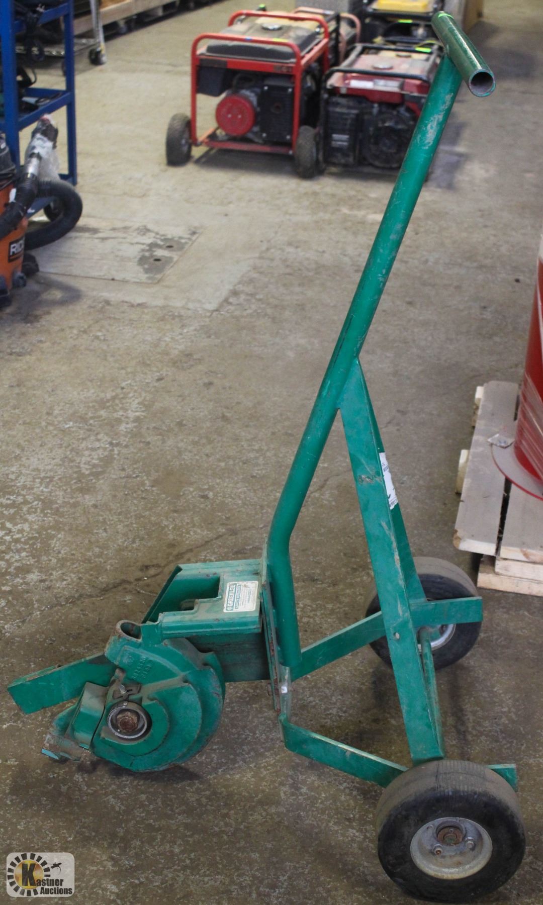 GREENLEE HEAVY DUTY PIPE BENDER ON WHEELS - ON - Kastner Auctions