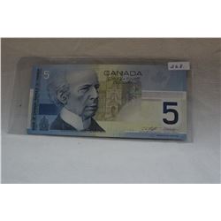 Canada Five Dollar Bill (1)