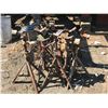 Image 1 : APPROX 12 ASSORTED SCREW & PIN JACKS