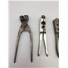 Image 2 : Group of Antique Bullet Molds